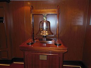 QE2 bell