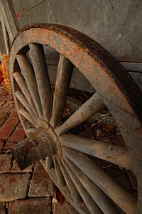 Rusty Cart Wheel 2000px