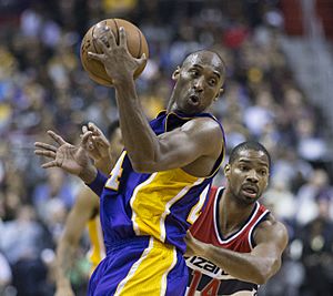 Kobe Bryant vs Gary Neal