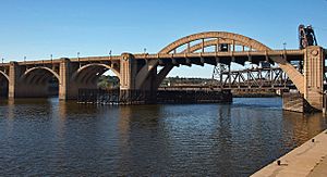 Robert Street Bridge from N.jpg