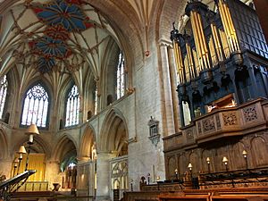 Tewkesbury abbey 08