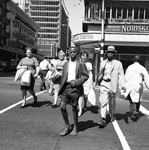 COLLECTIE TROPENMUSEUM Straatbeeld in Johannesburg TMnr 10004282