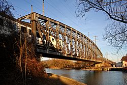 Eisenbahnbruecke Zihlbruecke 01 11