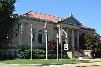 Jacksonville Public Library.jpg