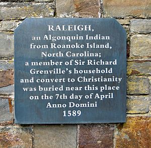 Raleigh plaque Bideford 2018