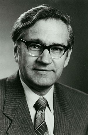 Richard R. Ernst 1980s (cropped).jpg