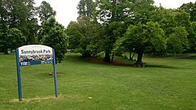 Sunnybrook park - summer (2).JPG