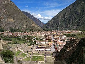 Town of Ollantaytambo.jpg