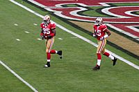 Vernon Davis Michael Crabtree