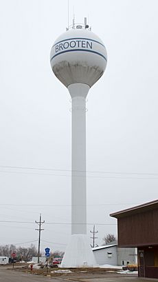 2013-0408-BrootenWaterTower