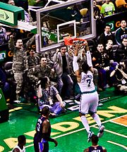 Jared Sullinger dunk