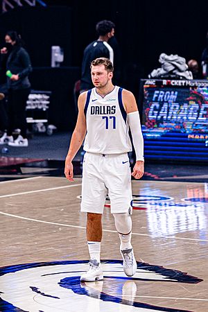 Luka Doncic (51177372745)