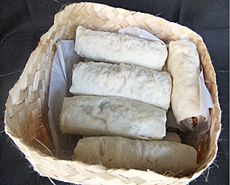 Lumpia belum digoreng