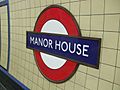 Manor House stn roundel