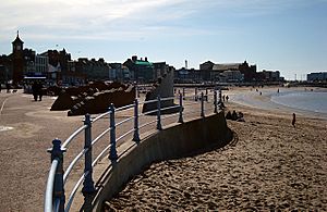 Morecambe seafront - geograph.org.uk - 1247366.jpg