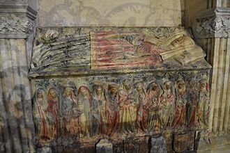 Old Cathedral of Salamanca, polychrome medieval tomb in the cloister (2) (29422481125)