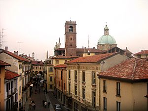 Vigevano-street01