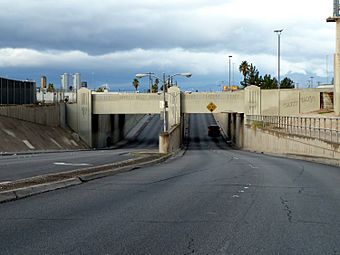 2010-1218-BonanzaUnderpass.jpg