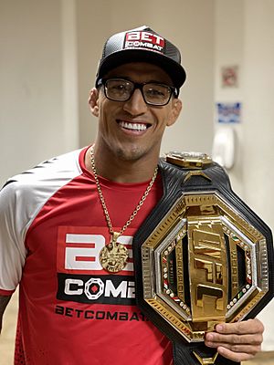 Charles Oliveira do Bronxs.jpg