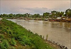 Houseboatsphitsanulok