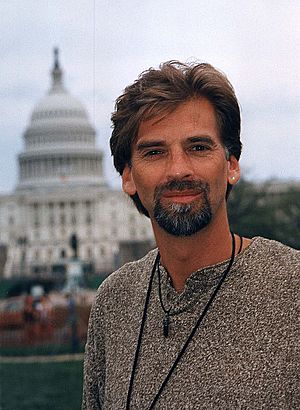 Kenny Loggins 1995.jpg