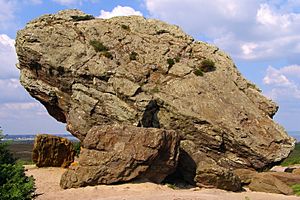 The agglestone closeup