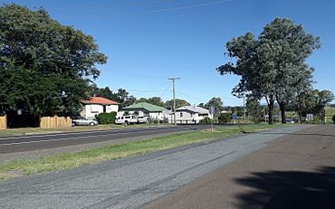 Cunningham Highway at Warrill View.jpg