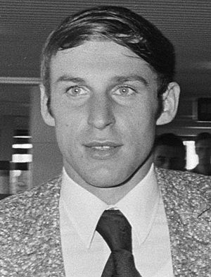 Dragan Džajić (cropped).jpg