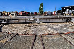 Goulburn Roundhouse Museum Turntable.jpg