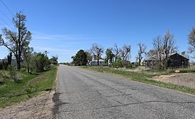 Hoyt, looking south along Morgan County Road 4