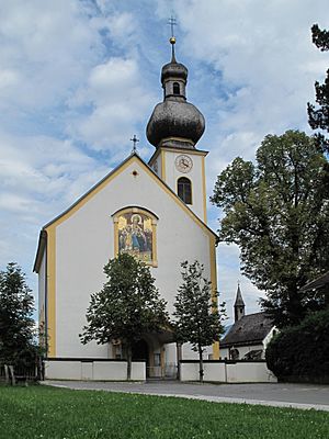 Mils, Katholische Pfarrkirche Mariä Himmelfahrt Dm2264 foto5 2012-08-09 15.57.jpg