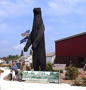 NorthomeBearStatue