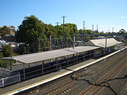 PetershamRailwayStation2.JPG