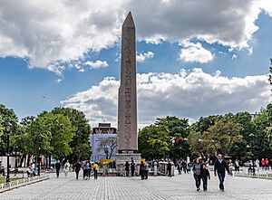 Sultanahmet Square, Obelisk of Theodosius, Istanbul (52121868925).jpg