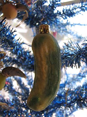 Glass Christmas Pickle (357166102)