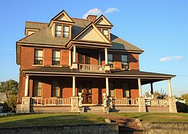 Gray-Jewett House, Amsterdam from front