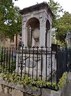 Sir Hans Sloane Monument