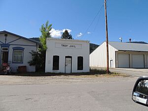 Troy Montana (7910697806)