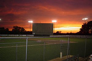 CascadeIowaSunsetBallparkJuly42004A