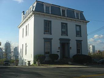 George Hunt Pendleton House.jpg