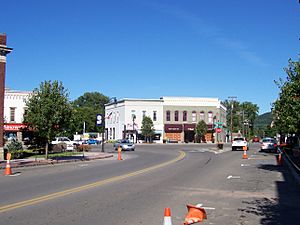 Hanover Square, Horseheads