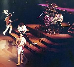 Queen 1984 012