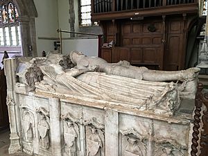 Sir Ralfe Greene and wife chest tomb 2