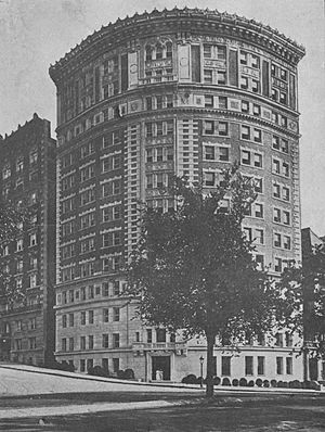 1910 Colosseum (Manhattan) cropped