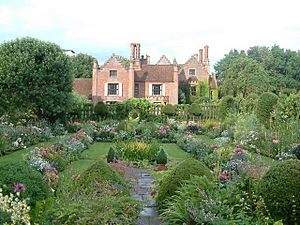 Chenies Manor-20321589