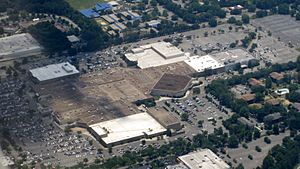 Gainesville-OaksMall.JPG