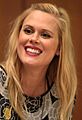 Janet Varney Oct 2014 (cropped)