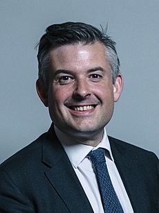 Official portrait of Jonathan Ashworth crop 2