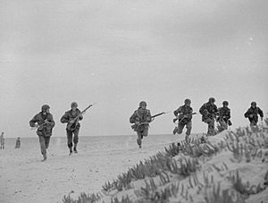 Parachute training North Africa1943