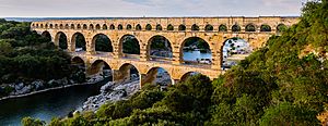 Pont du Gard BLS